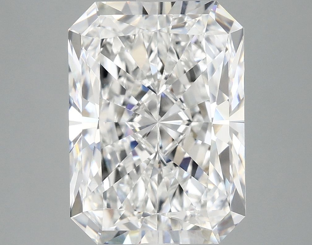 4.99 ct. radiant Lab Grown Diamond front image