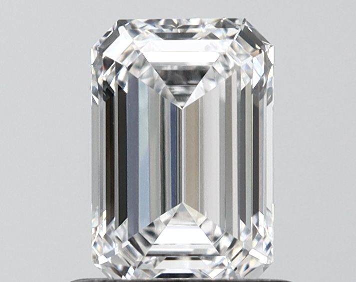 0.95 ct. emerald Lab Grown Diamond front image