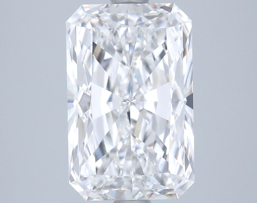 3.53 ct. radiant Lab Grown Diamond front image