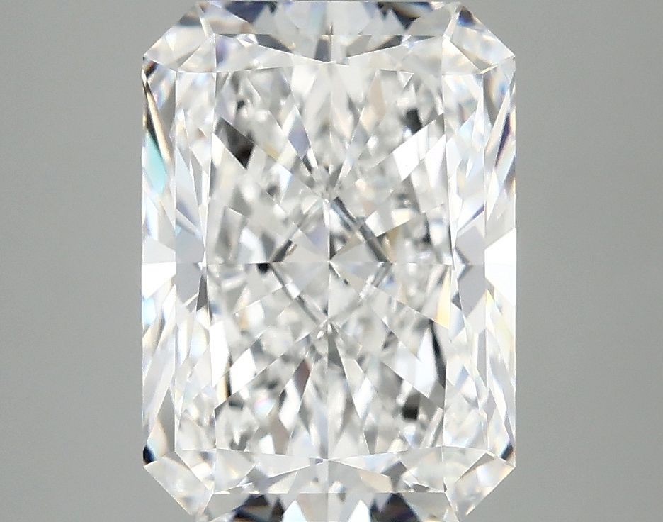 4.07 ct. radiant Lab Grown Diamond front image