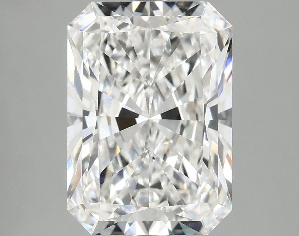 4.10 ct. radiant Lab Grown Diamond front image