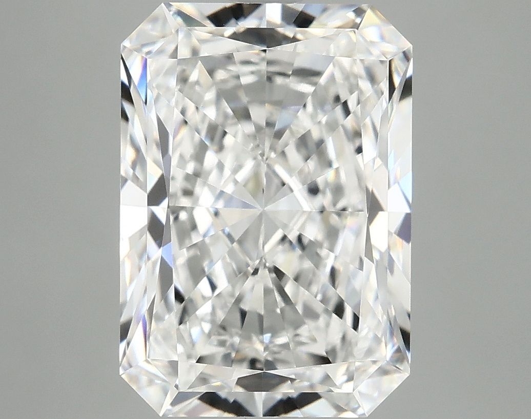 4.65 ct. radiant Lab Grown Diamond front image