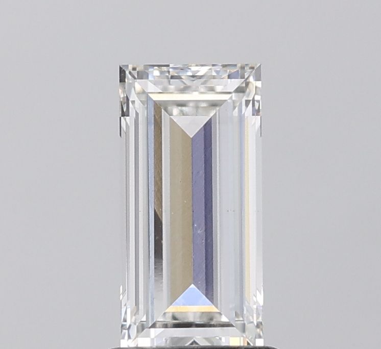 1.27 ct Baguette diamond