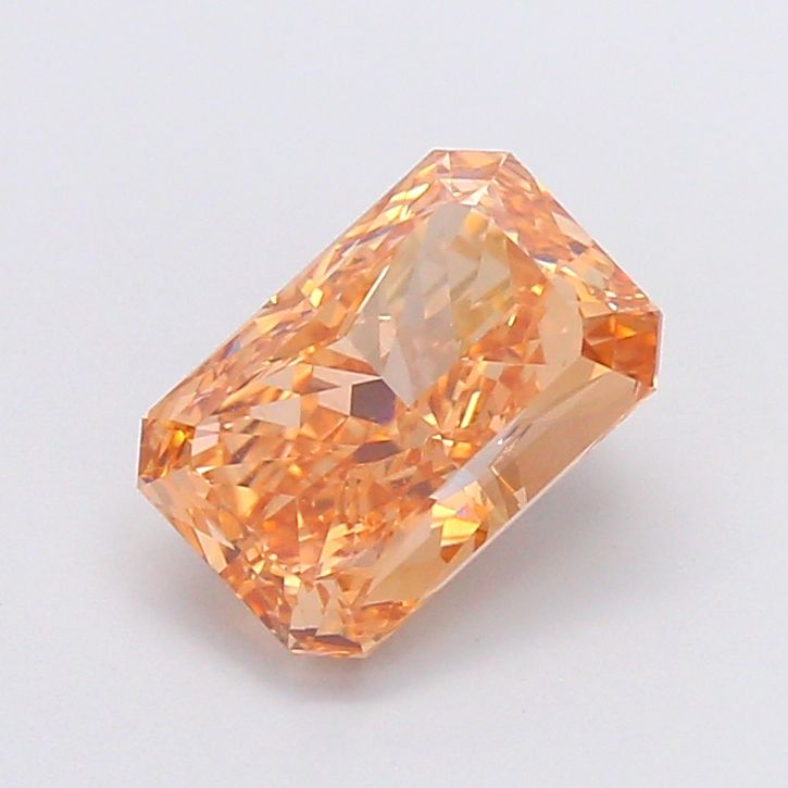 3.03 ct Radiant diamond