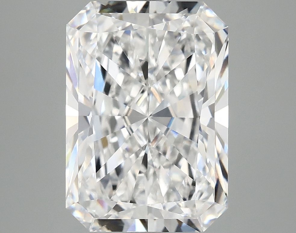 4.19 ct. radiant Lab Grown Diamond front image