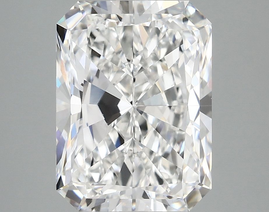 3.98 ct. radiant Lab Grown Diamond front image