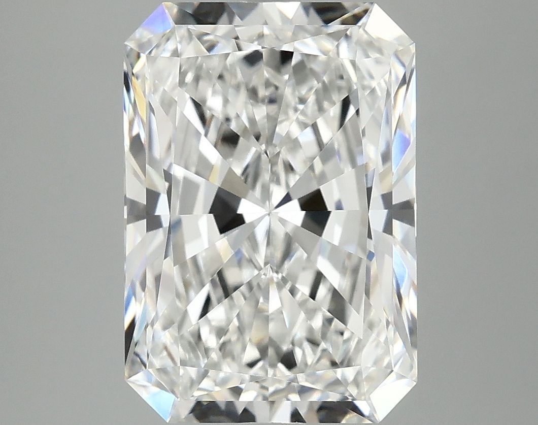 5.08 ct. radiant Lab Grown Diamond front image