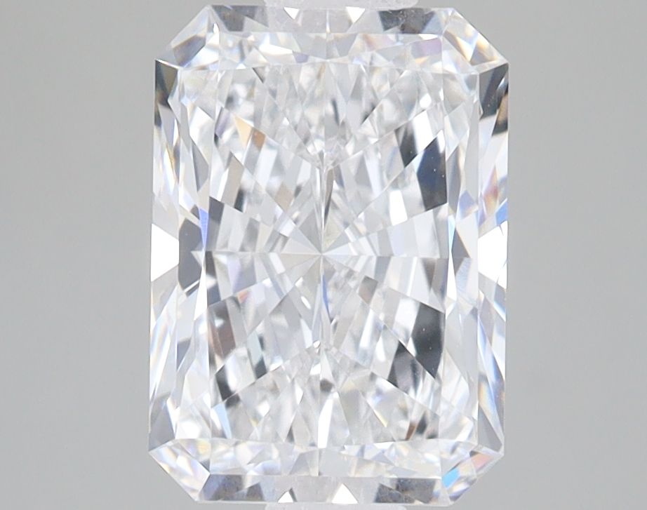 2.53 ct. radiant Lab Grown Diamond front image
