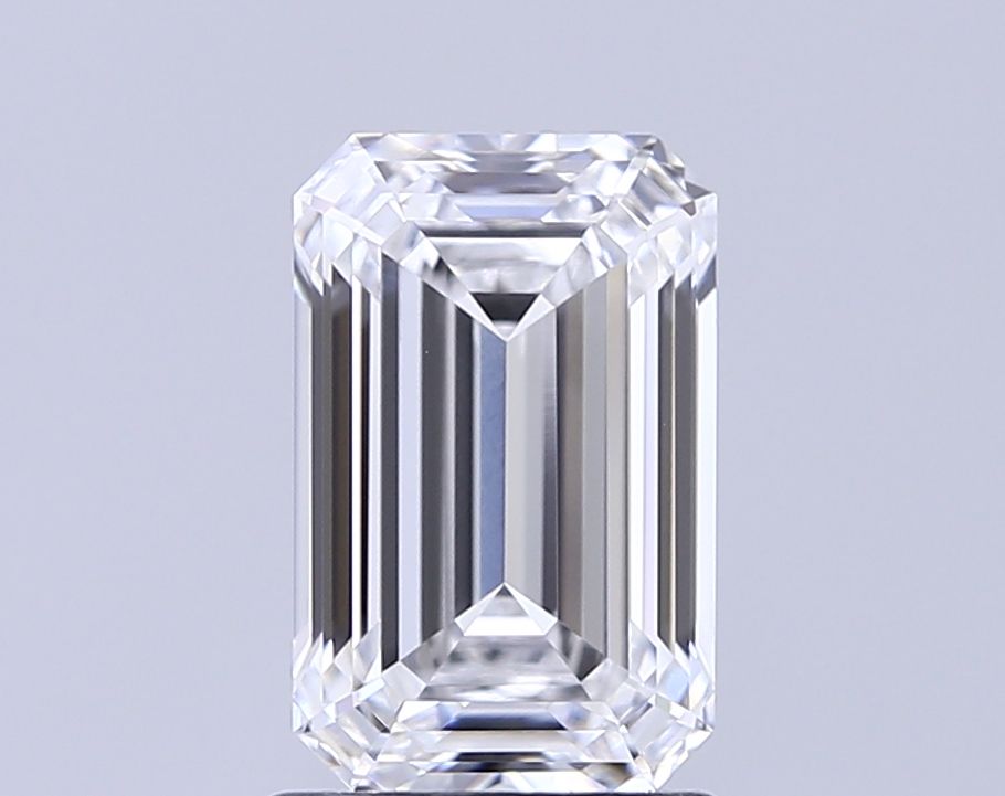 1.90 ct. emerald Lab Grown Diamond front image
