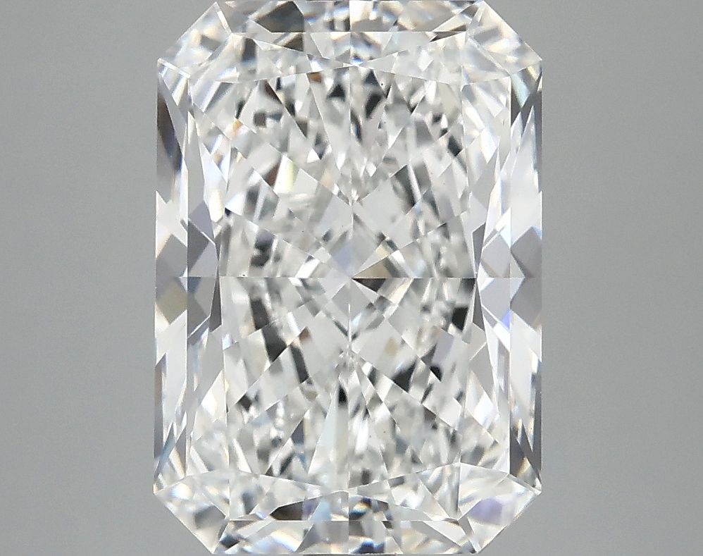 4.73 ct. radiant Lab Grown Diamond front image