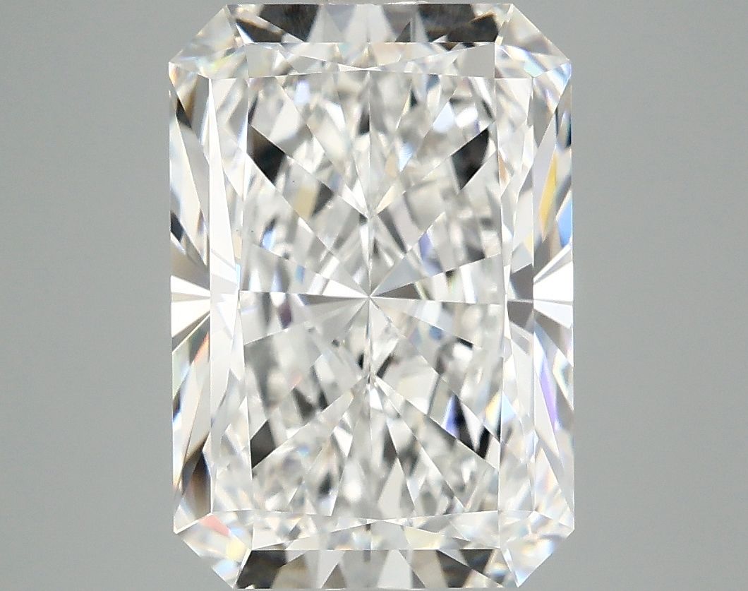 4.98 ct. radiant Lab Grown Diamond front image