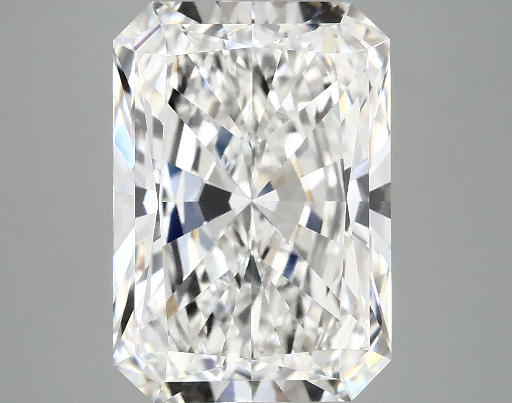4.80 ct. radiant Lab Grown Diamond front image