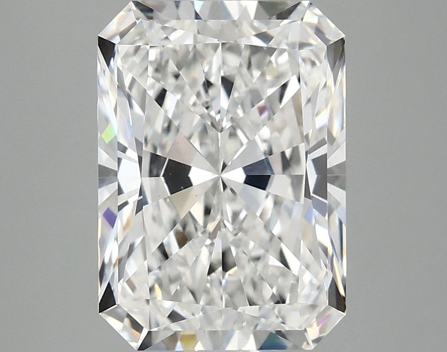 3.09 ct. radiant Lab Grown Diamond front image