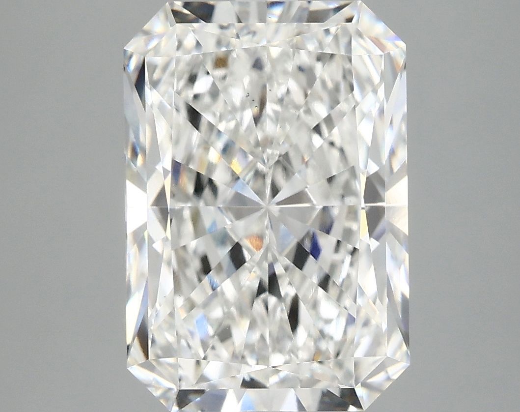 4.83 ct. radiant Lab Grown Diamond front image
