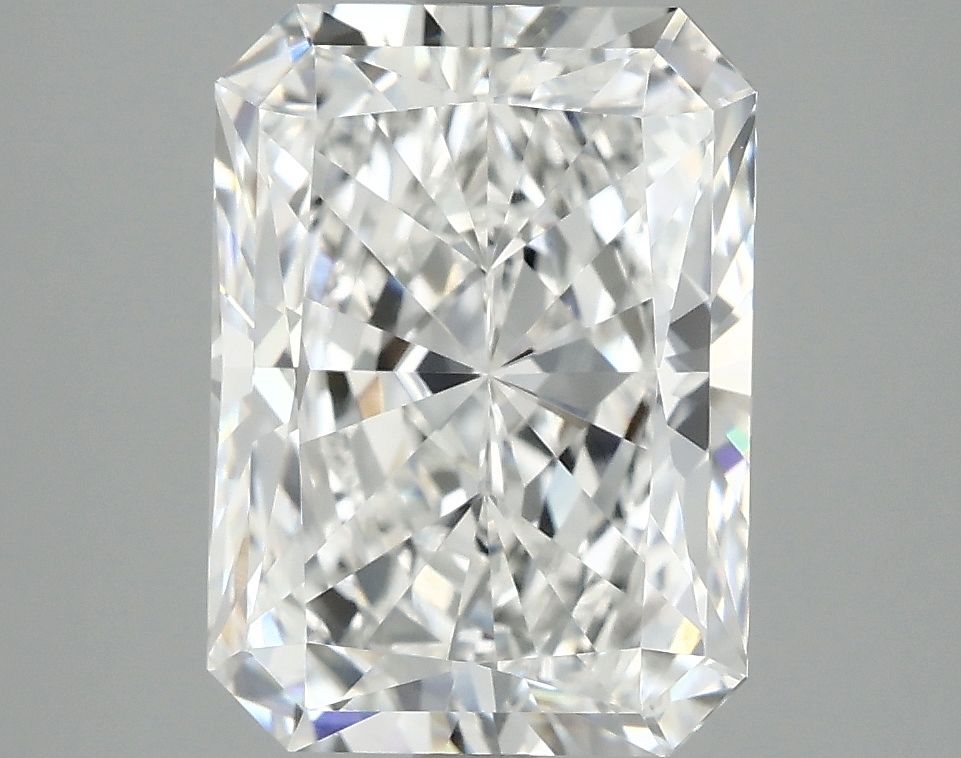 3.89 ct. radiant Lab Grown Diamond front image