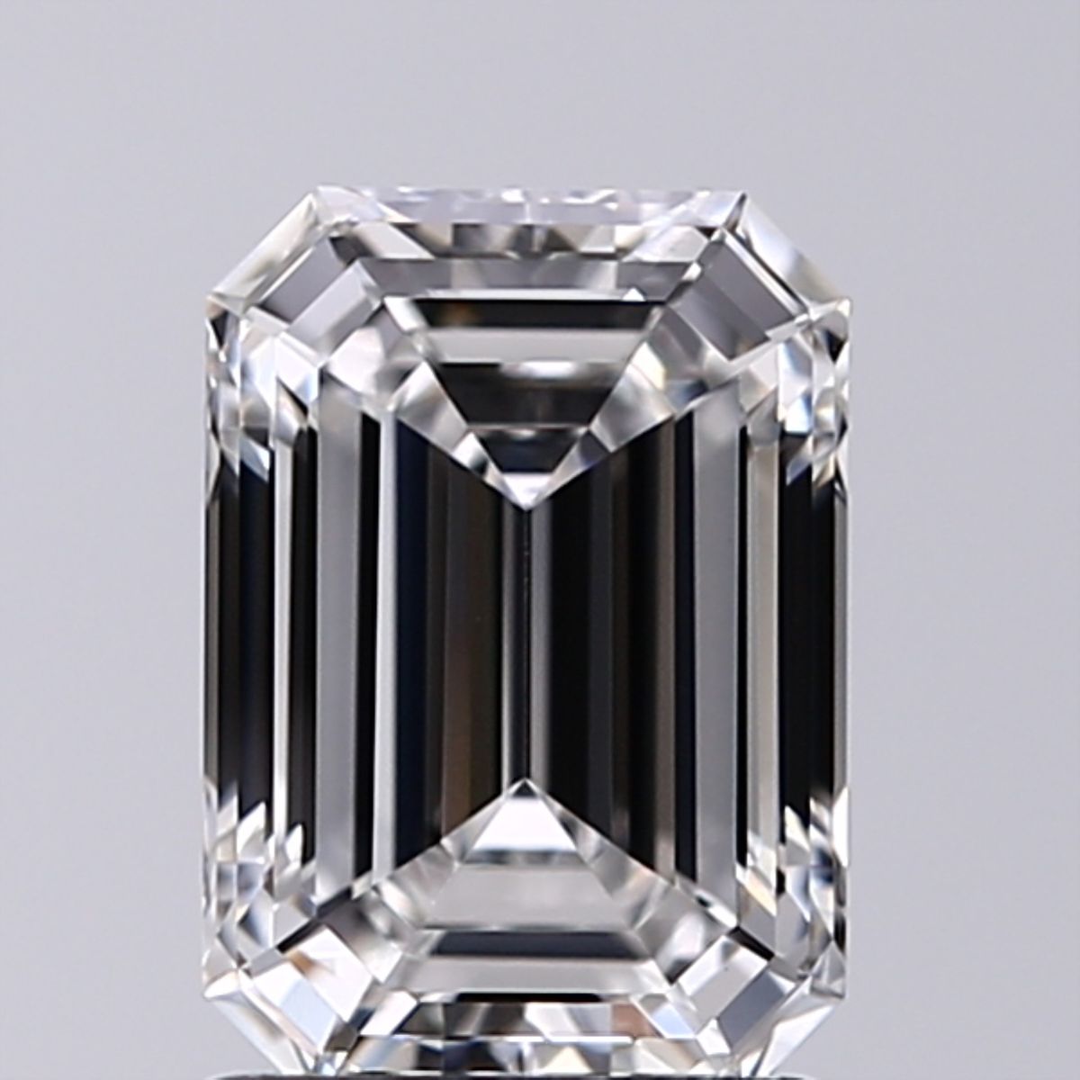 1.51 ct. emerald Lab Grown Diamond front image
