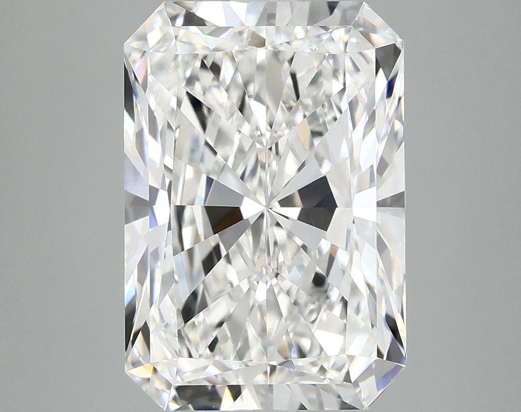 5.08 ct. radiant Lab Grown Diamond front image
