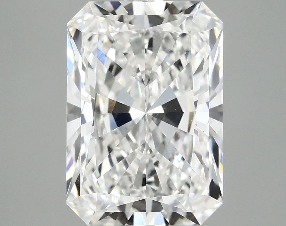 3.08 ct. radiant Lab Grown Diamond front image