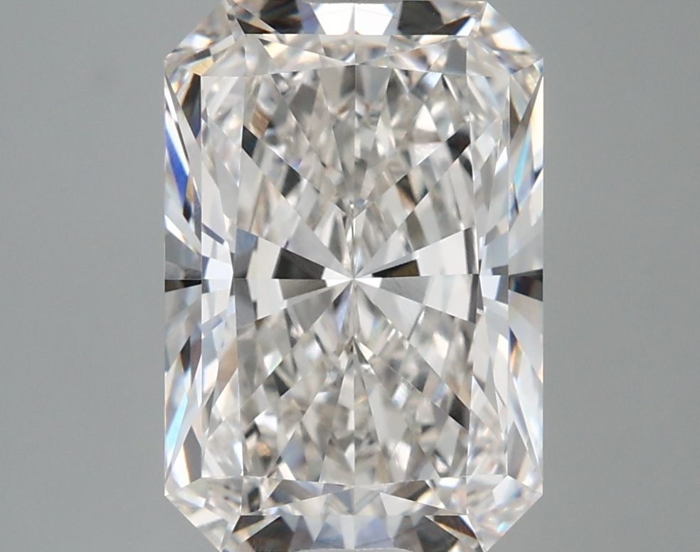 4.32 ct. radiant Lab Grown Diamond front image