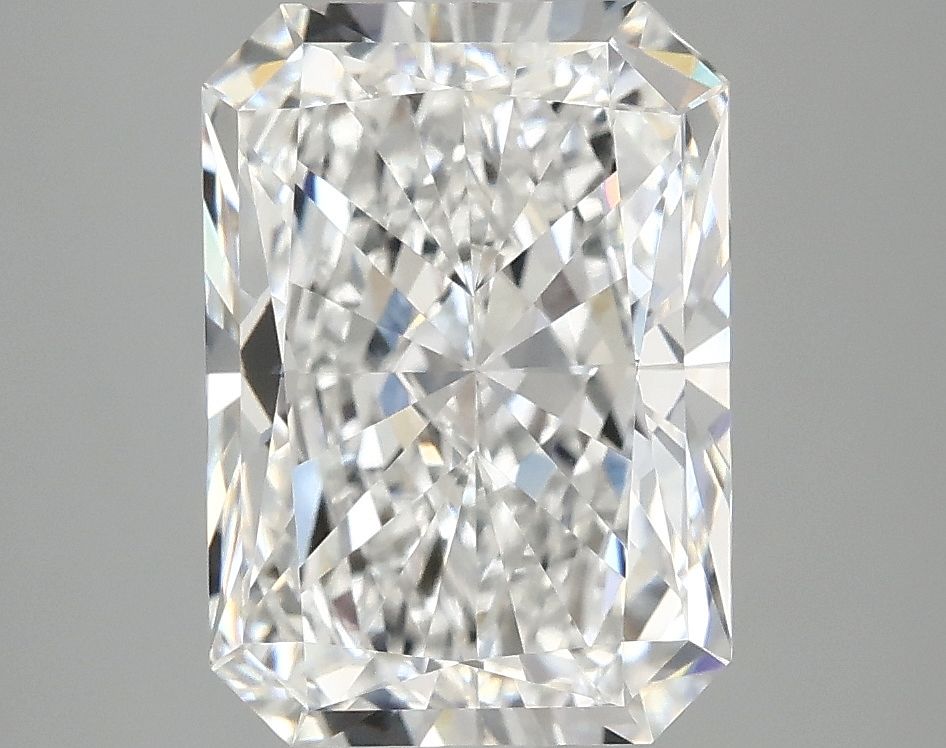 4.03 ct. radiant Lab Grown Diamond front image