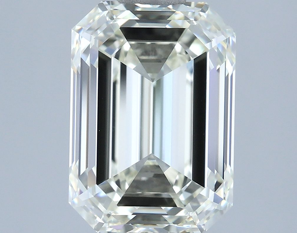 3.02 Carat Emerald Diamond J VVS2
