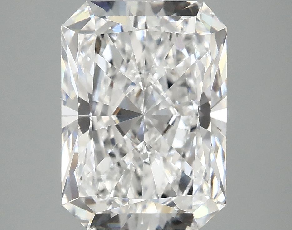 4.03 ct. radiant Lab Grown Diamond front image