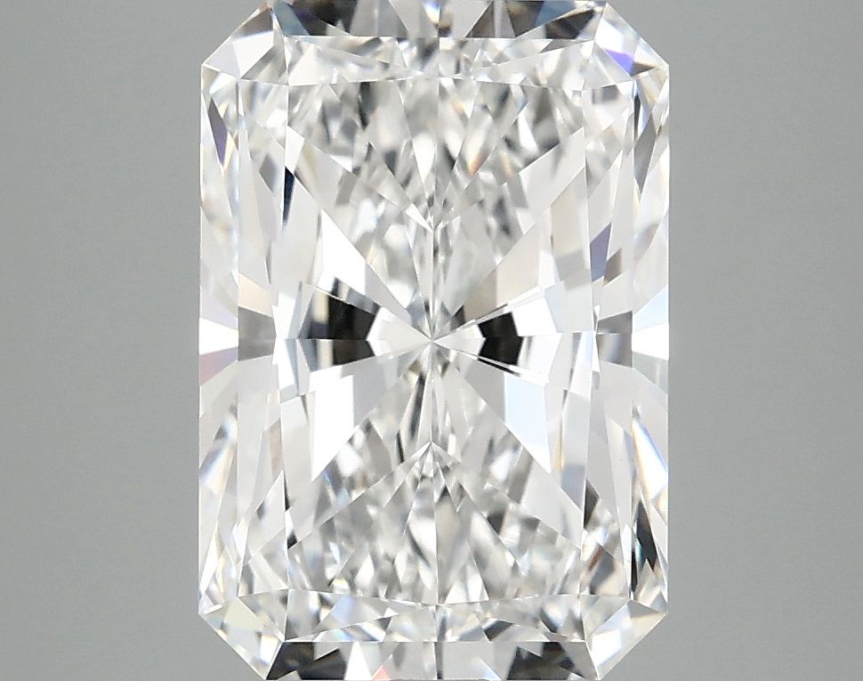3.93 ct. radiant Lab Grown Diamond front image