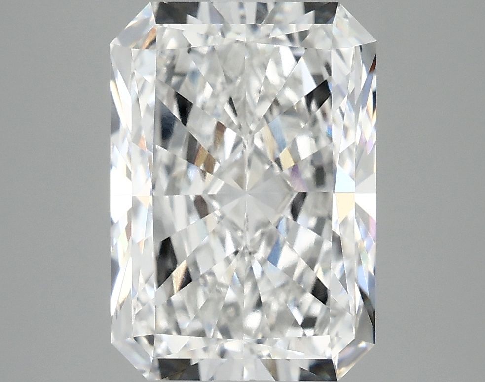 4.05 ct. radiant Lab Grown Diamond front image