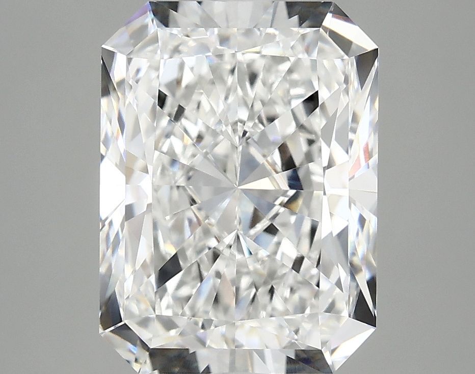 3.97 ct. radiant Lab Grown Diamond front image