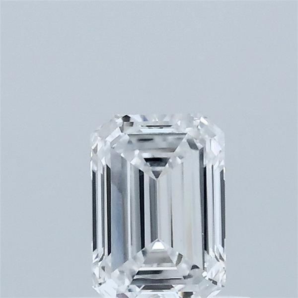 0.5 ct lab-grown Emerald Diamond