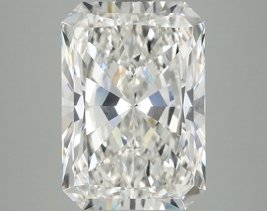4.82 ct. radiant Lab Grown Diamond front image