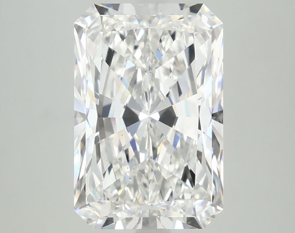 4.70 ct. radiant Lab Grown Diamond front image
