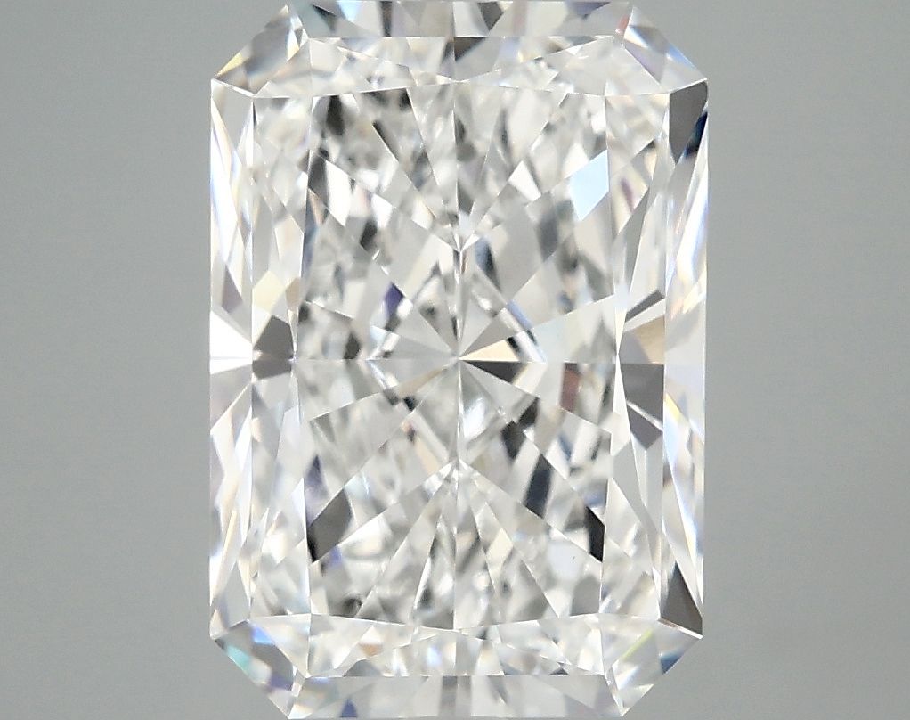 5.01 ct. radiant Lab Grown Diamond front image