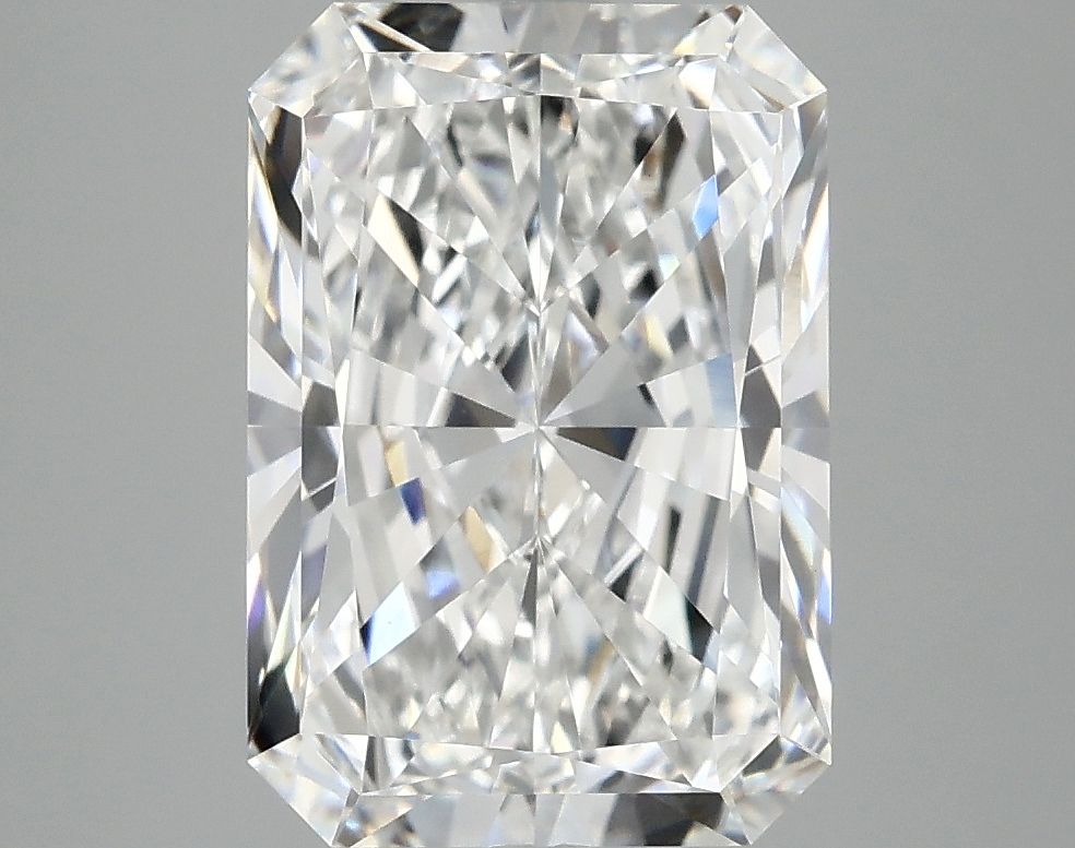 4.04 ct. radiant Lab Grown Diamond front image
