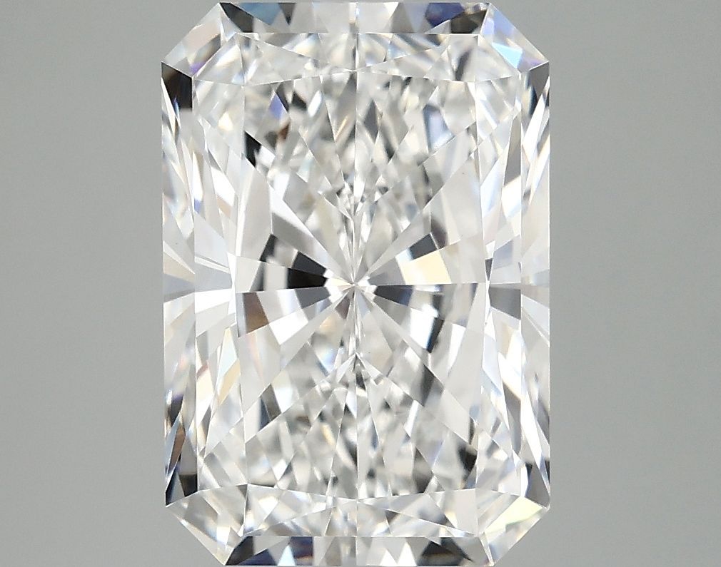 4.17 ct. radiant Lab Grown Diamond front image