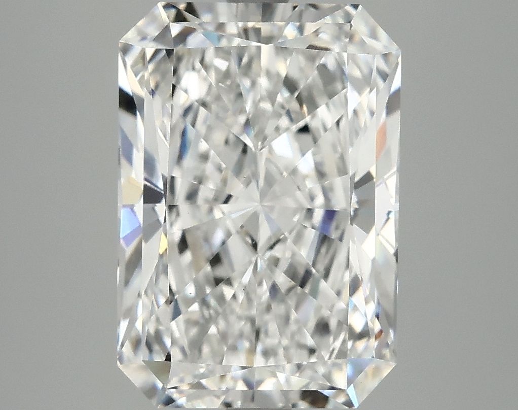4.94 ct. radiant Lab Grown Diamond front image