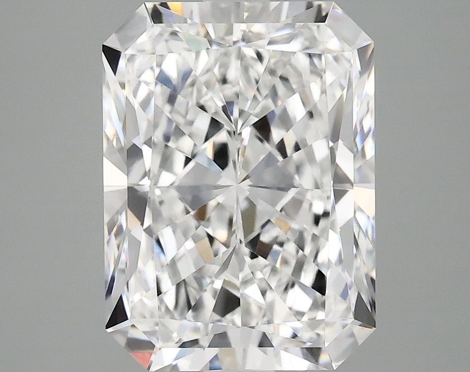4.10 ct. radiant Lab Grown Diamond front image