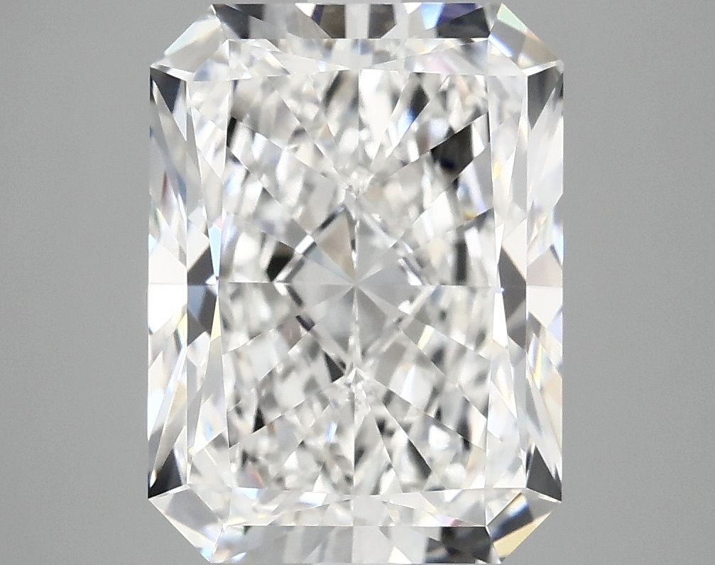 4.81 ct. radiant Lab Grown Diamond front image