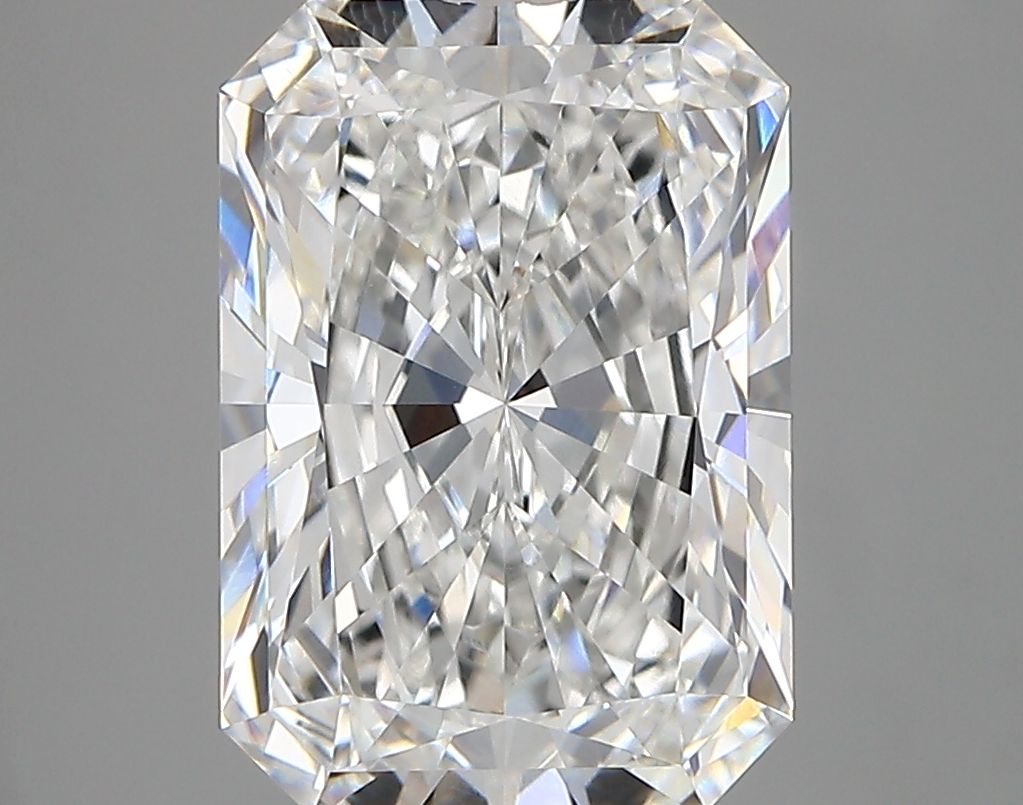 4.24 ct. radiant Lab Grown Diamond front image