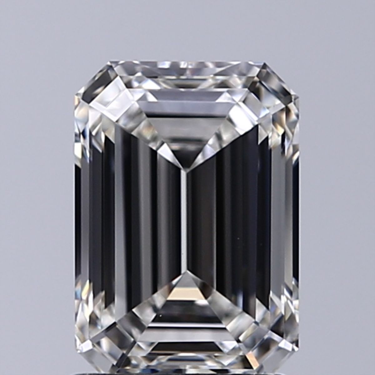 1.60 ct. emerald Lab Grown Diamond front image