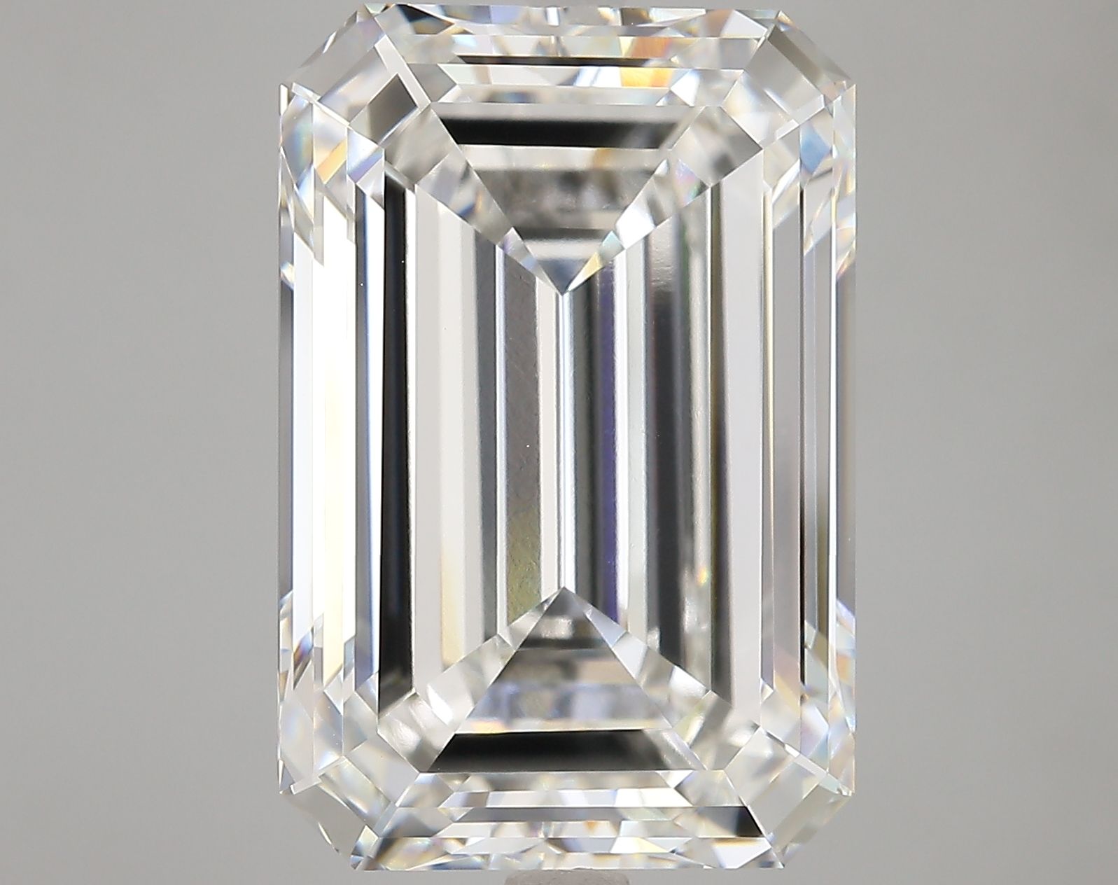15.58 ct. emerald Lab Grown Diamond front image