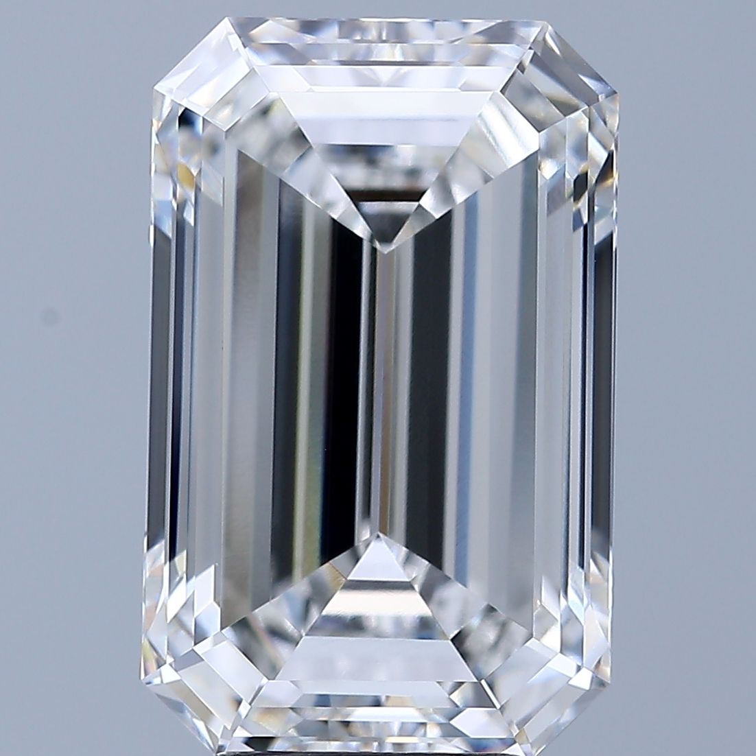 5.42 ct. emerald Lab Grown Diamond front image