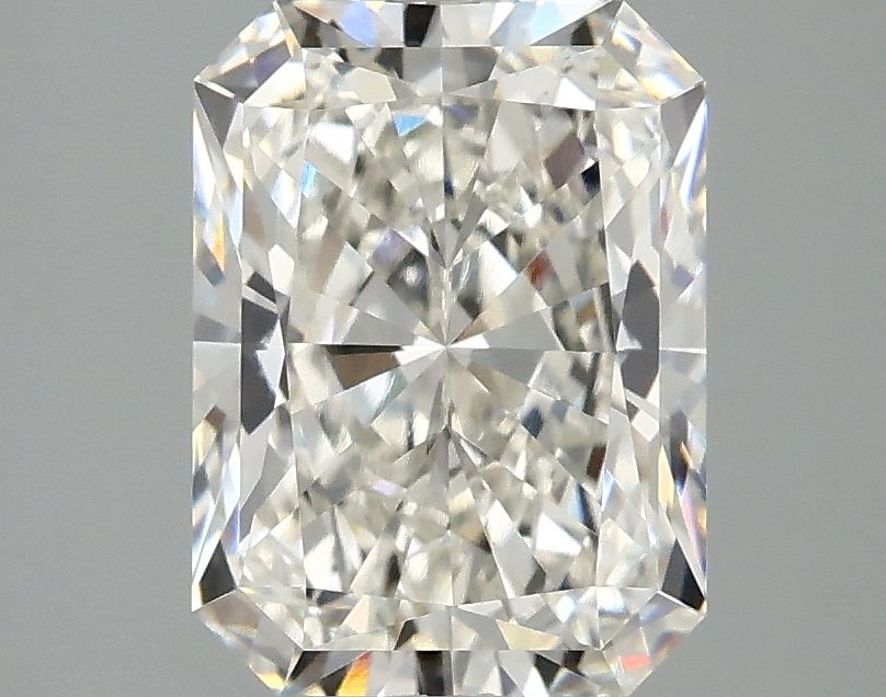 2.59 ct. radiant Lab Grown Diamond front image
