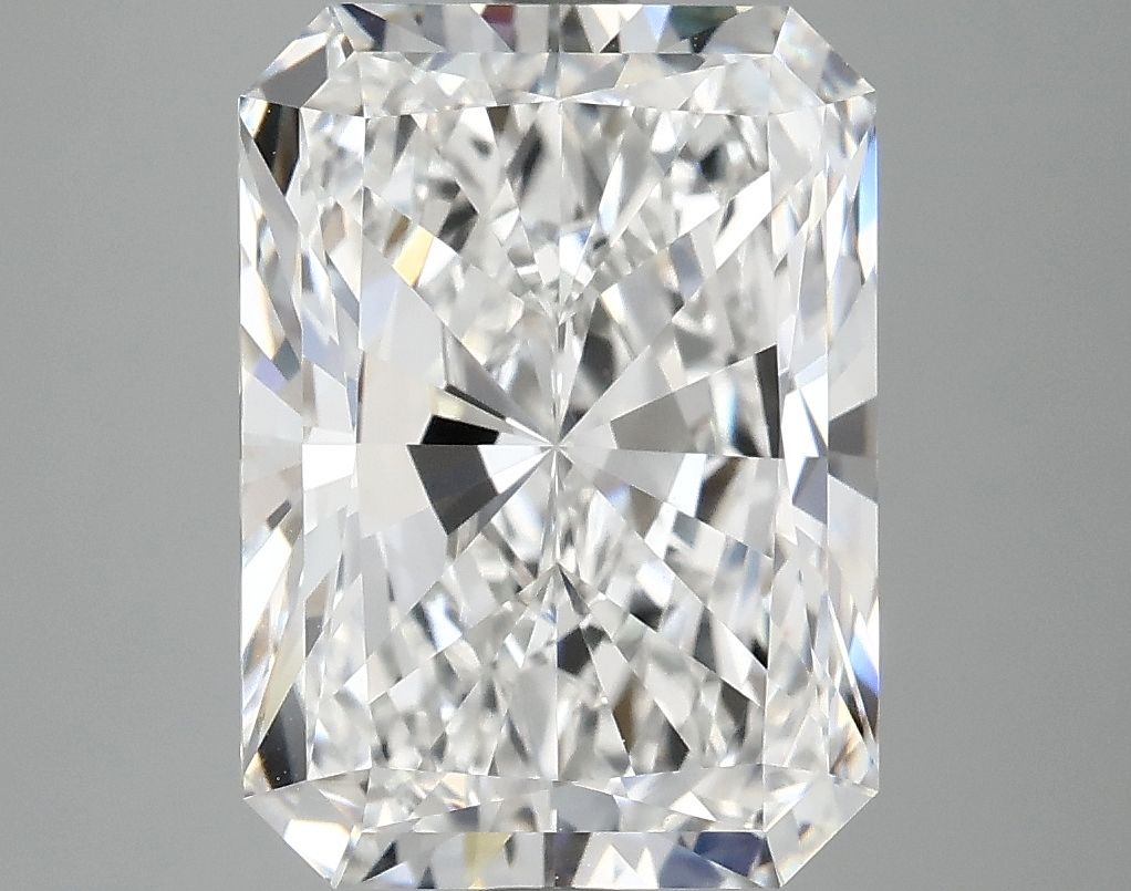 4.99 ct. radiant Lab Grown Diamond front image