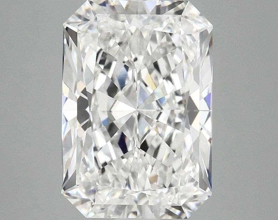 4.02 ct. radiant Lab Grown Diamond front image
