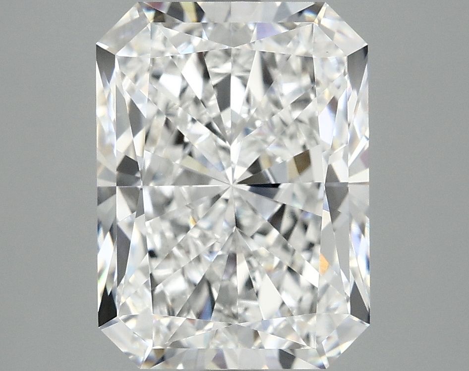 4.17 ct. radiant Lab Grown Diamond front image