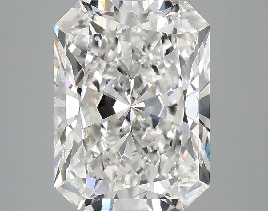 3.09 ct. radiant Lab Grown Diamond front image