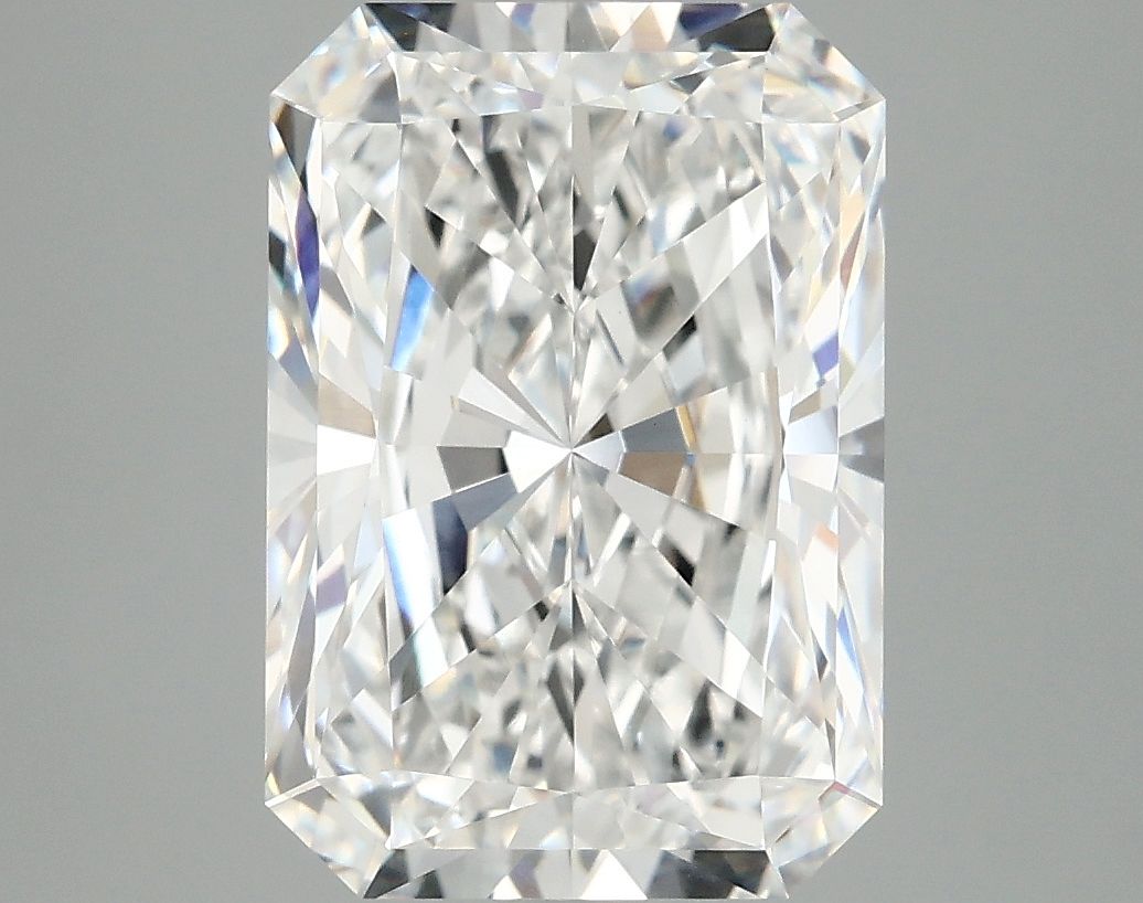 5.09 ct. radiant Lab Grown Diamond front image