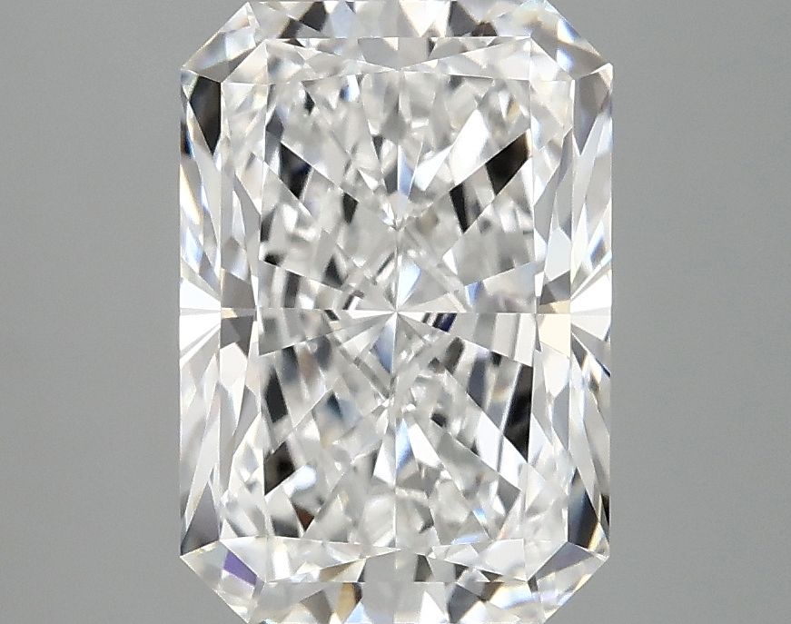 3.09 ct. radiant Lab Grown Diamond front image