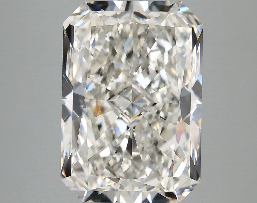 4.57 ct. radiant Lab Grown Diamond front image